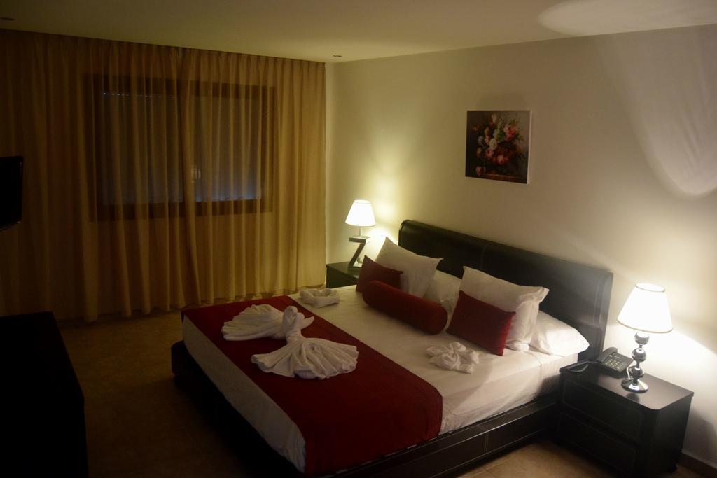 Hotel Residence Kabila Vista M'Diq Bagian luar foto