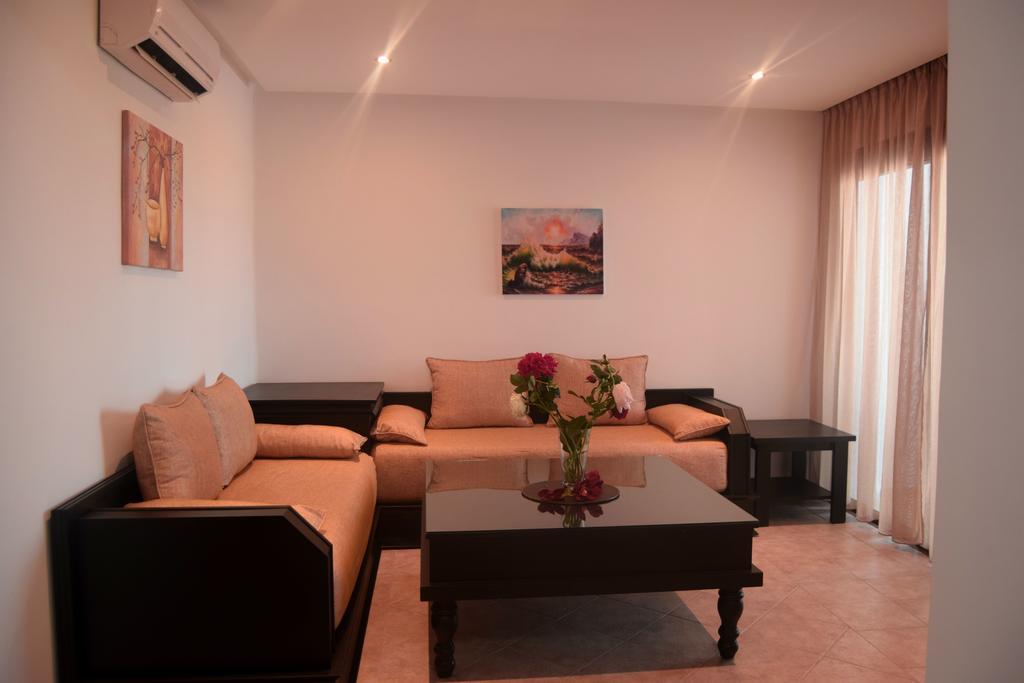 Hotel Residence Kabila Vista M'Diq Bagian luar foto