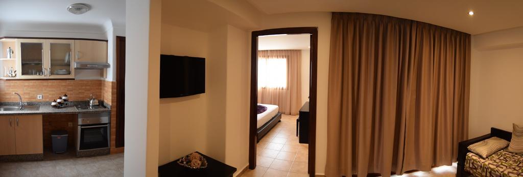 Hotel Residence Kabila Vista M'Diq Bagian luar foto